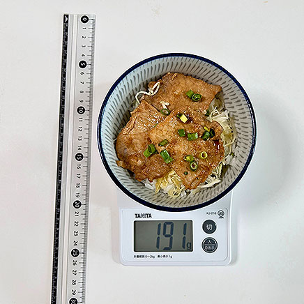 小丼1杯分の生姜焼き丼