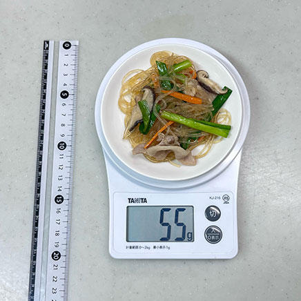 小皿1皿分の豚肉と春雨の炒め物