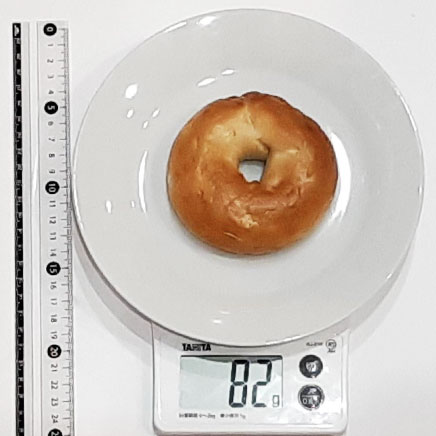 1個分のオニオンベーグル