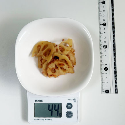 小皿1皿分のレンコンの煮付け