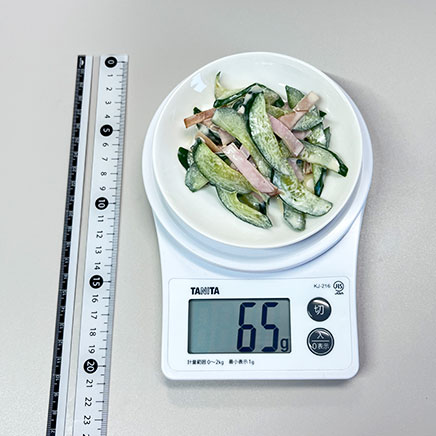 小皿1皿分のきゅうりとハムのマヨネーズサラダ