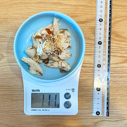 小皿1皿分のささみの梅肉和え