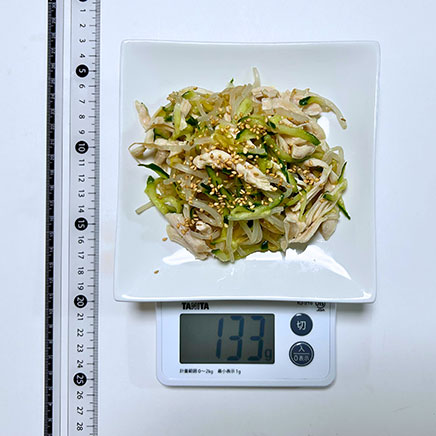 中皿1皿分のささみともやしのナムル