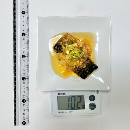 中皿1皿分の鯖のみぞれ煮