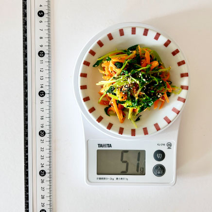 小皿1皿分の豆苗と人参のナムル