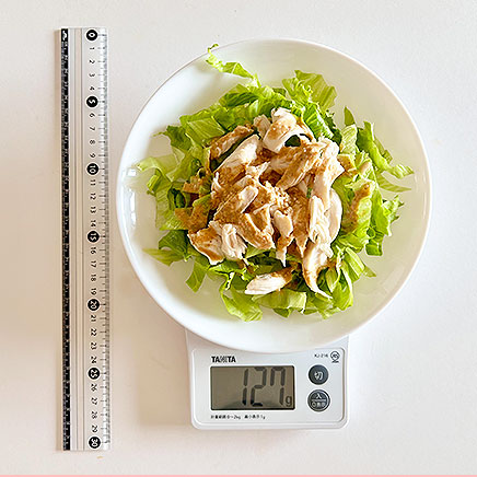 大皿1皿分のささみとレタスのごまドレッシングサラダ