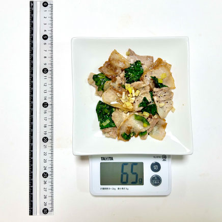 中皿1皿分のサンチュの炒め物