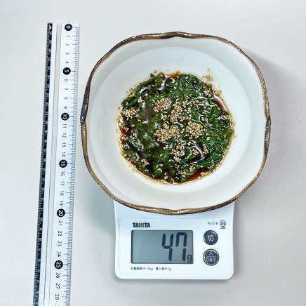 中皿1皿分のシソの醤油漬け