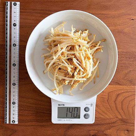 大皿1皿分のもやしの卵炒め