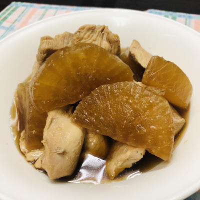 鶏胸肉と大根の煮物