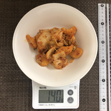 1/2人前の鶏胸肉のキムチ炒め