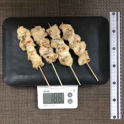 4本分の鶏胸肉の焼き鳥