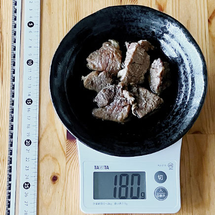 深皿（小）1皿分の豚もも肉の角煮