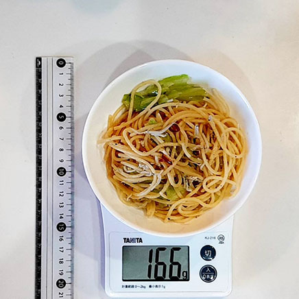 深皿(小)1皿分のしらすのペペロンチーノ