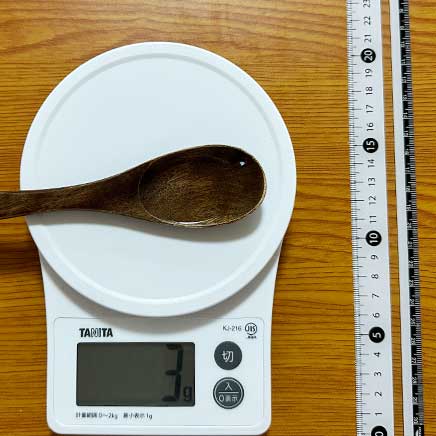 小皿1皿分のしその実の味噌炒めに使ったサラダ油