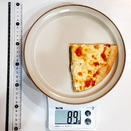 1/4枚分のツナマヨピザ