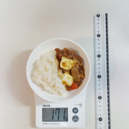 小皿1皿分のモッツァレラチーズカレー