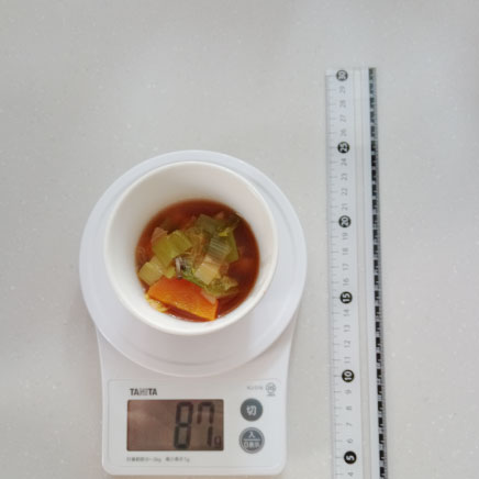 汁椀(小)1杯分の豆腐キムチスープ