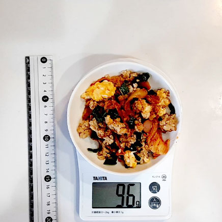 深小皿1皿分のオートミールキムチチャーハン