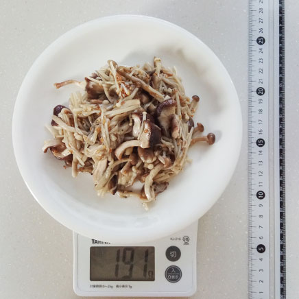 中皿1皿分のきのこのナムル