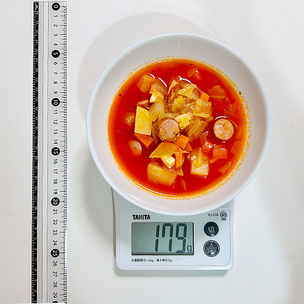 中皿1皿分のトマトジュースミネストローネ