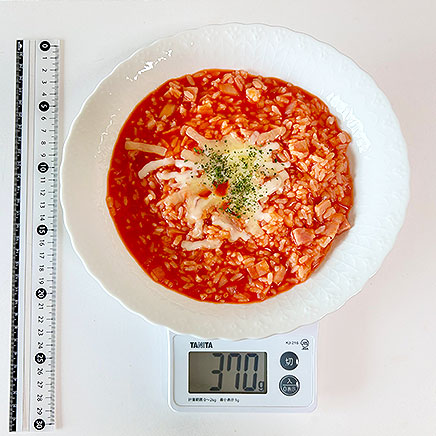 大皿1皿分のトマトジュースミネストローネ