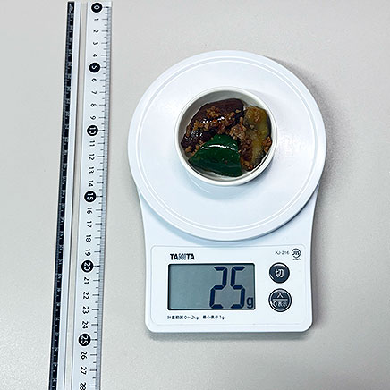 豆皿1皿分のなすとピーマンとひき肉の炒め物