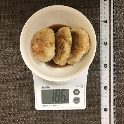 3個分・1人前の鶏胸肉のつくね