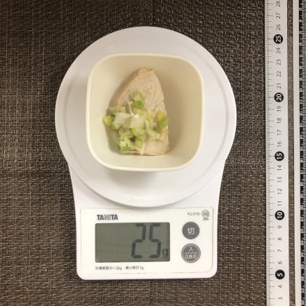 1/4人前の鶏胸肉のねぎ塩焼き