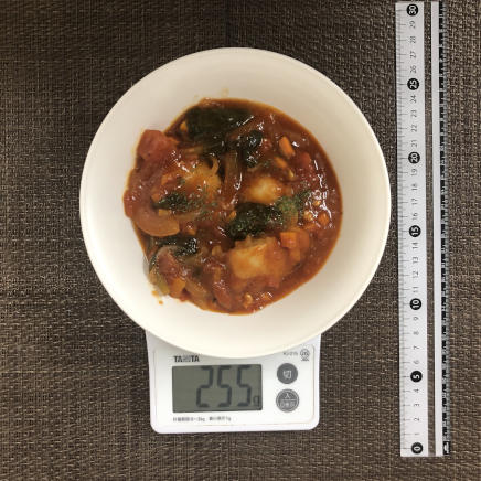 半人前の鶏胸肉のトマト煮込み