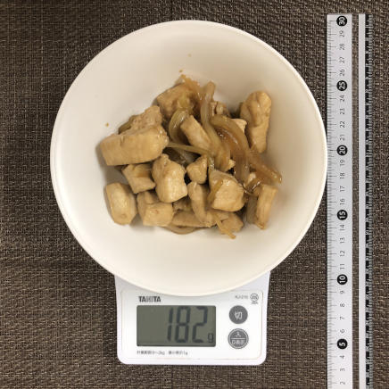 中皿1皿・1人前の鶏胸肉のポン酢炒め