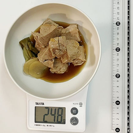 中鉢1杯分の豚ヒレの角煮