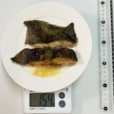 2切れ分のカレイのムニエル