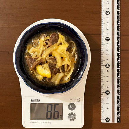 小鉢1杯分の牛タンのマリネ