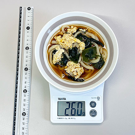 中椀1杯分のわかめと卵のうどん