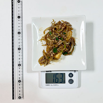 中皿1皿分の厚揚げのもやしあんかけ