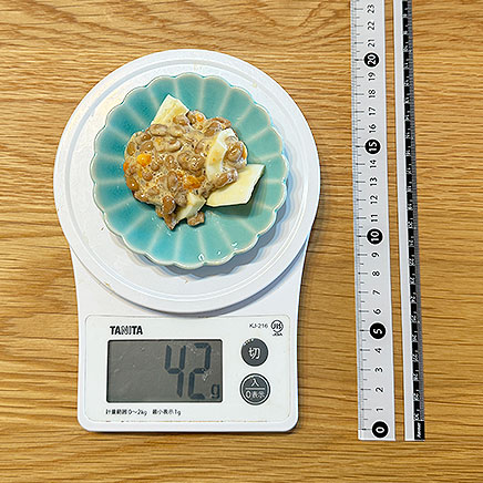 小皿1杯分のゆで卵と納豆のマヨネーズ和え