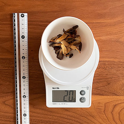 小鉢1杯分のひらたけのバターしょうゆ炒め