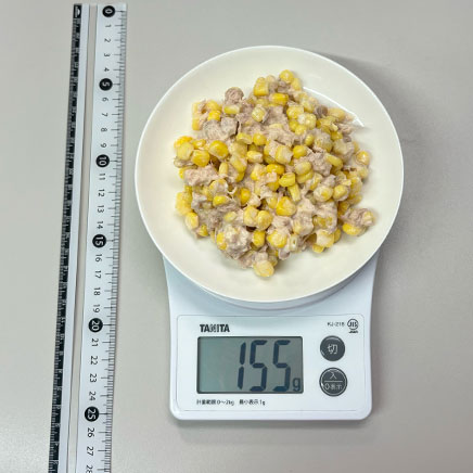 中皿1皿分のツナのコーンサラダ