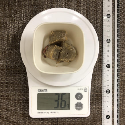 おつまみ皿1杯分のこんにゃくの甘辛煮