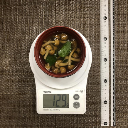 半人前のなめこのすまし汁