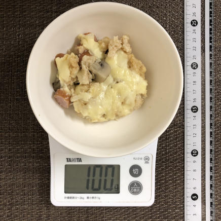 100g分のオートミールグラタン