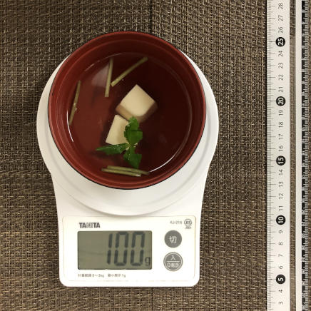 100g分の白だしのお吸い物