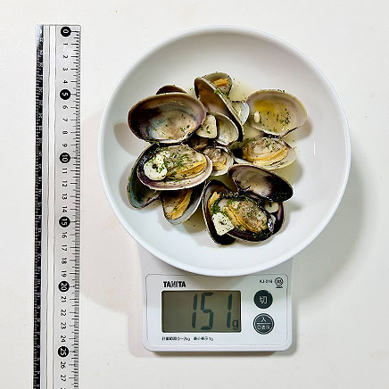 中皿1皿分のあさりのワイン蒸し