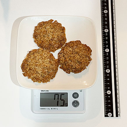 3枚分のオートミールクッキー