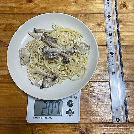 中皿1皿分のきのこのクリームパスタ