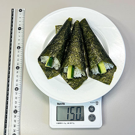 3本分のきゅうりの手巻寿司