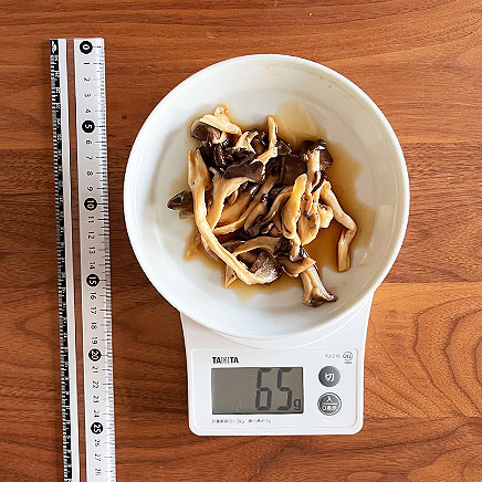 中皿1皿分のひらたけの煮物