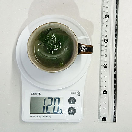 スープカップ（小）1杯分のほうれん草の中華スープ