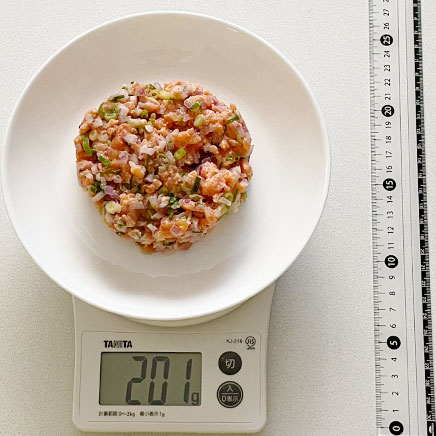 深皿(中)1皿分のサーモンタルタル